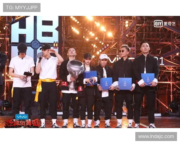 广州街舞队以68分领跑世界街舞大赛积分榜展现强劲实力